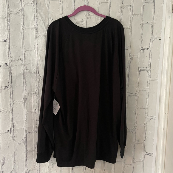 Way to Celebrate! Men’s Halloween Top - Picture 4 of 5